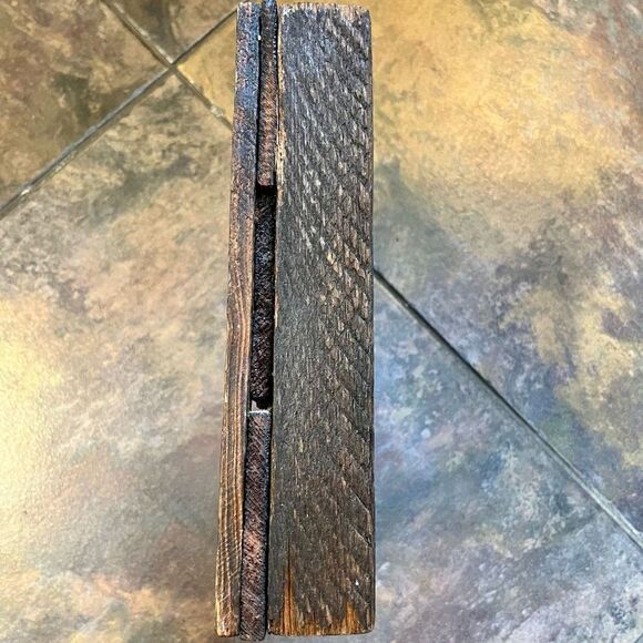 Vintage Willmantic Thread Wooden Victorian Girl AD - Picture 7 of 9